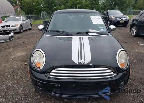 2009 Mini Cooper из США, поврежденный, VIN WMWMF33539TW76329